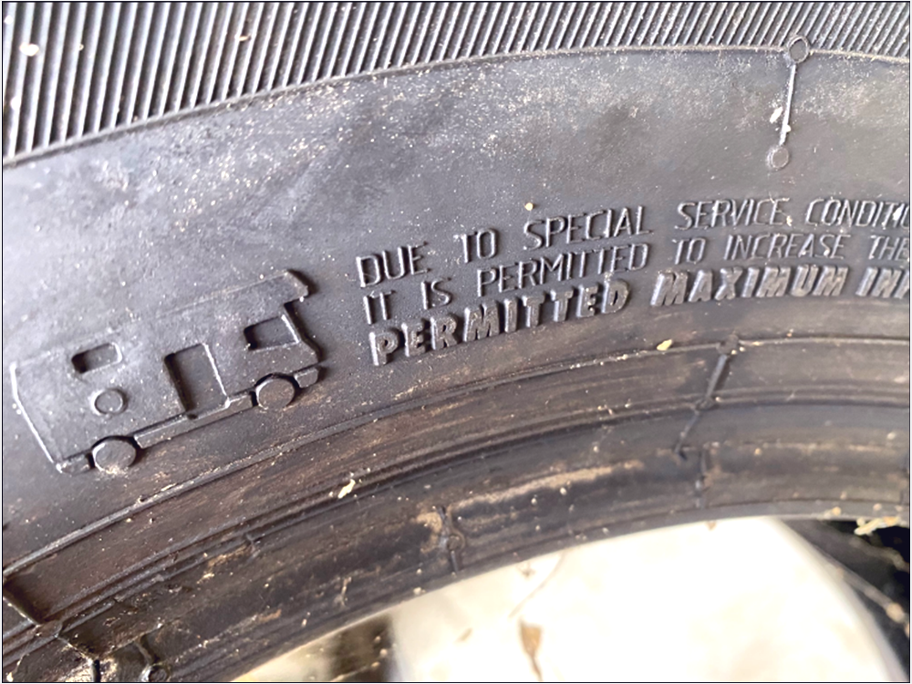 2 x Continental motorhome tyres